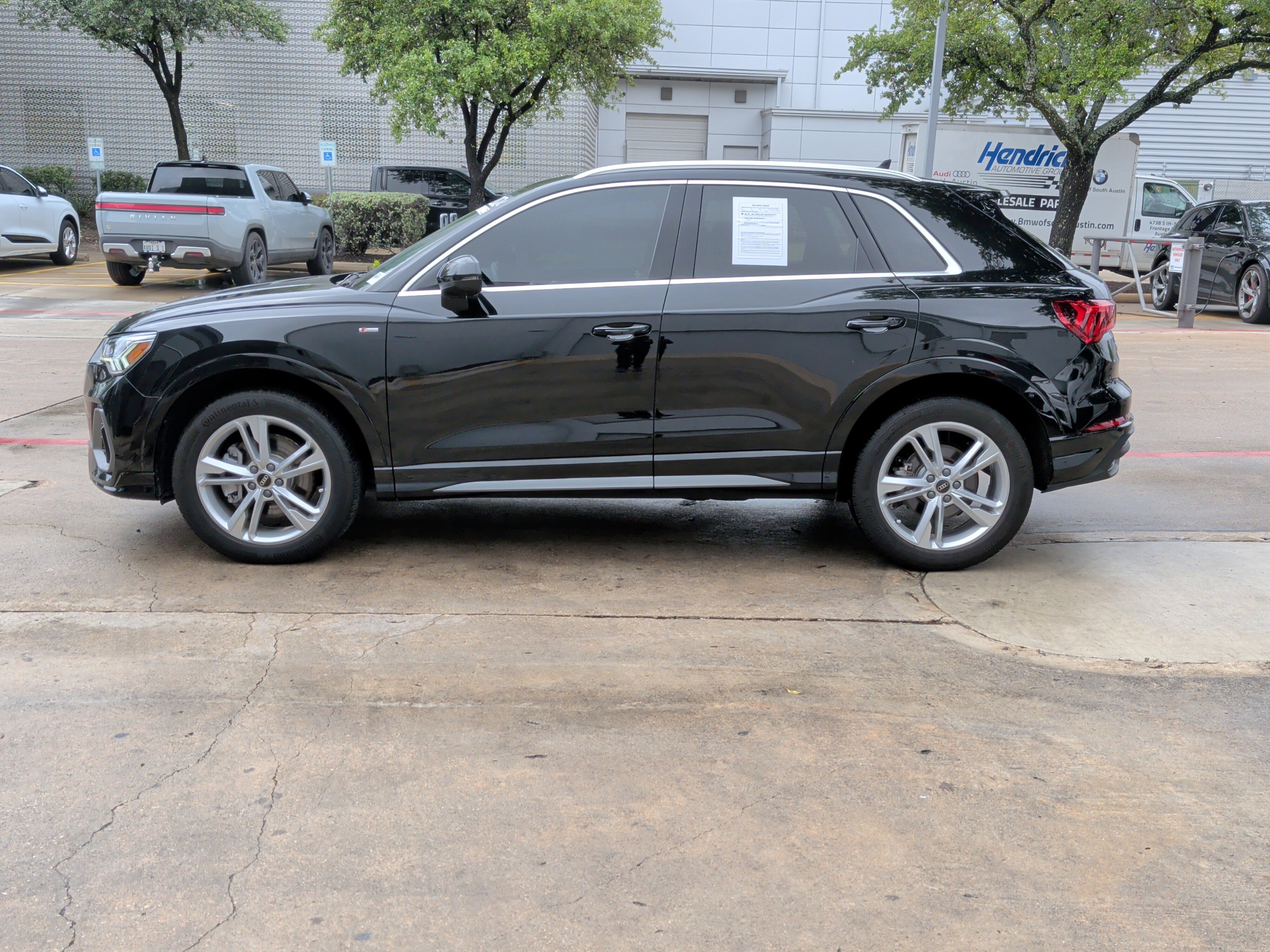 Certified 2024 Audi Q3 2.0T Premium w/ 19" Wheel Package AWD/4WD image 8