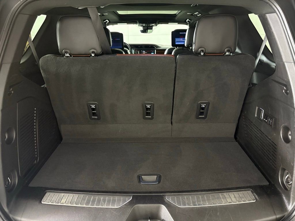 Used 2023 GMC Yukon Denali Ultimate image 46