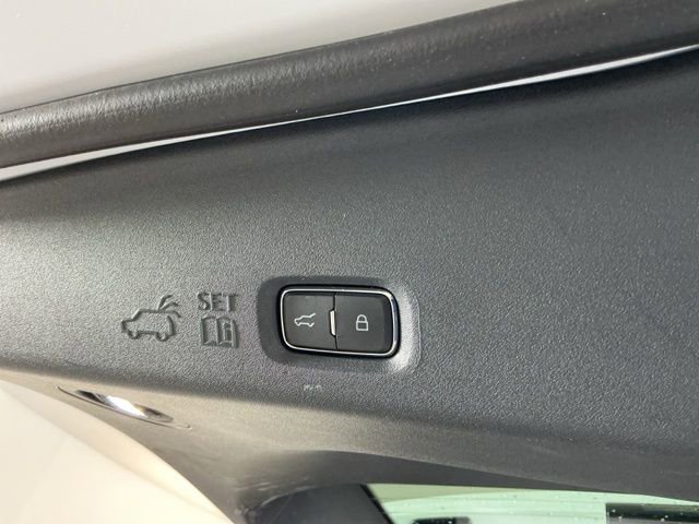 Certified 2025 Ford Expedition Platinum AWD/4WD image 35