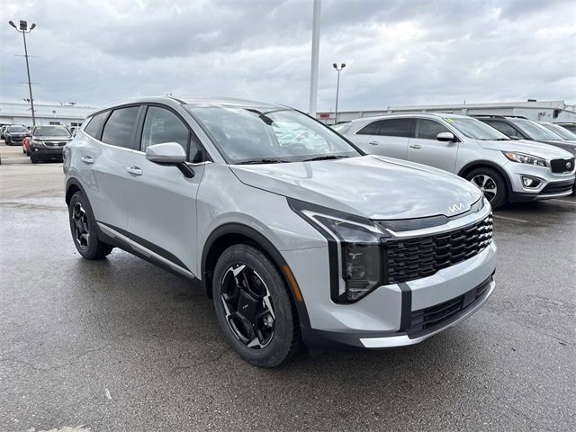 New 2026 Kia Sportage EX image 1