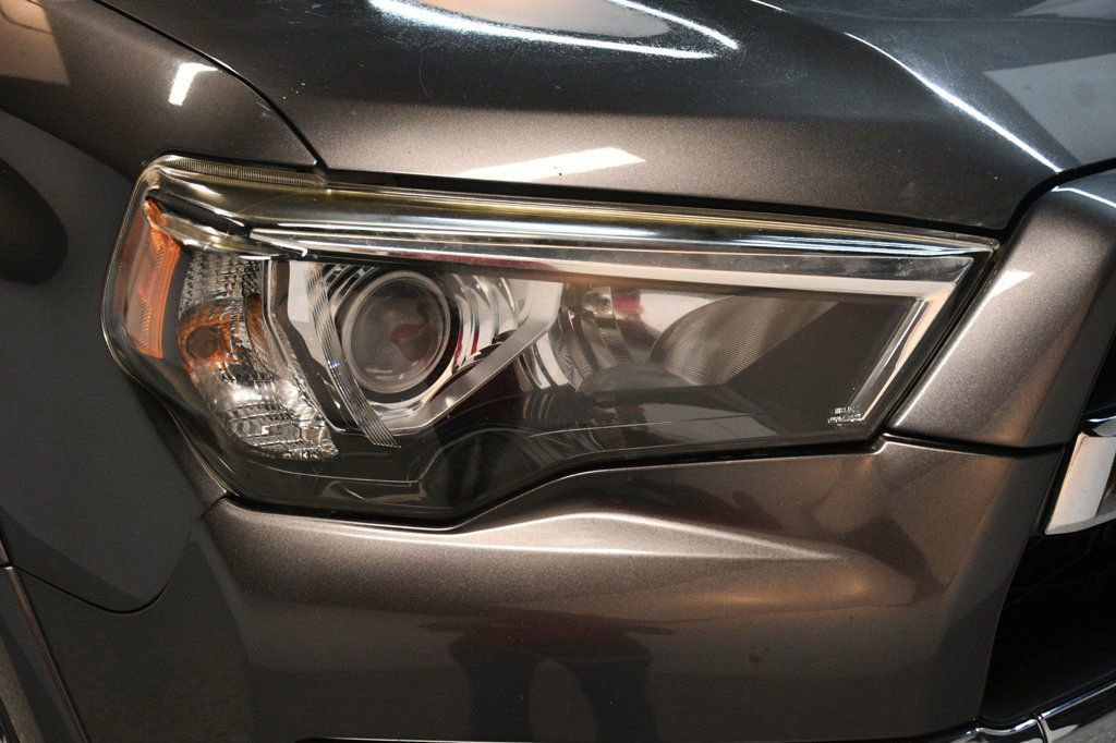 Used 2015 Toyota 4Runner Limited AWD/4WD image 11