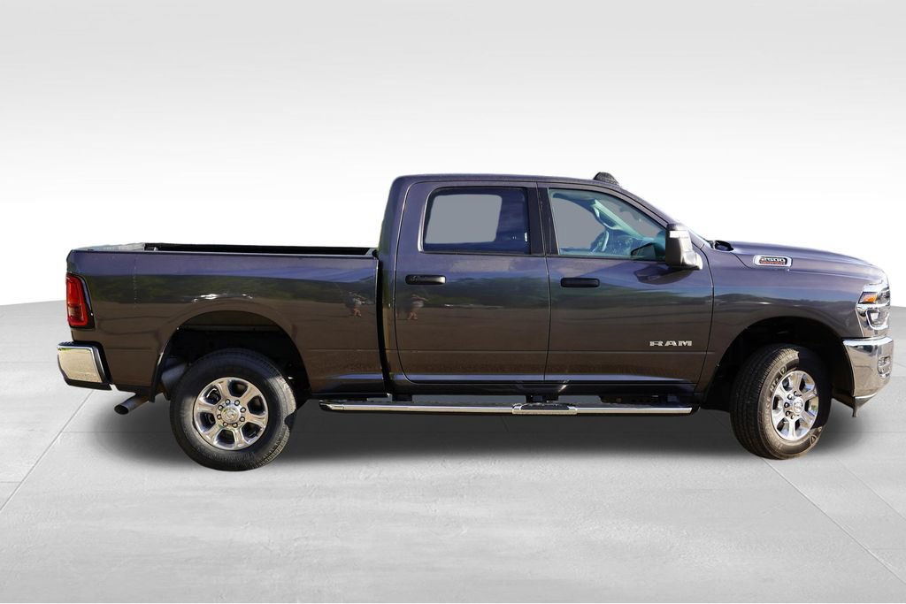 Used 2026 RAM 2500 Big Horn AWD/4WD image 3
