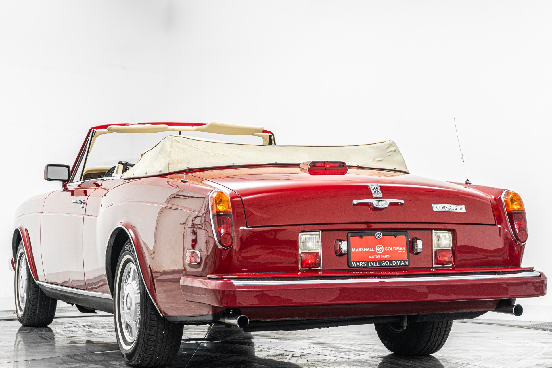 Used 1987 Rolls-Royce Corniche RWD image 7