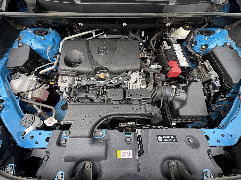 Used 2021 Toyota RAV4 LE image 25