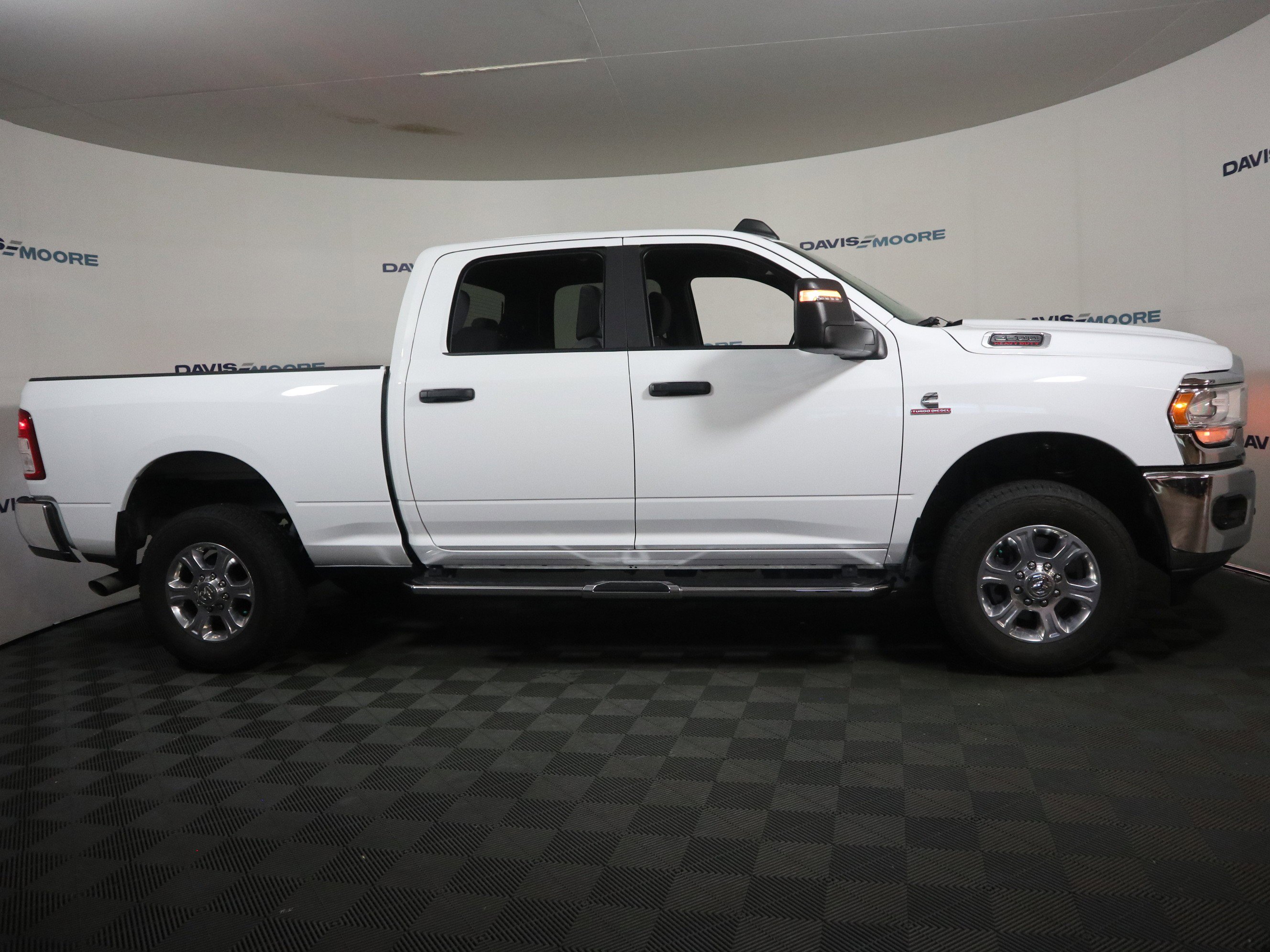 Certified 2023 RAM 2500 Big Horn w/ Level 1 Equipment Group image 4