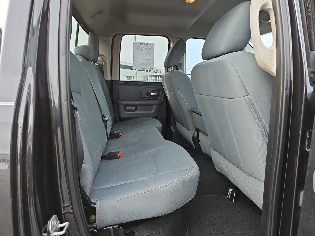 Used 2015 RAM 1500 Classic SLT image 17