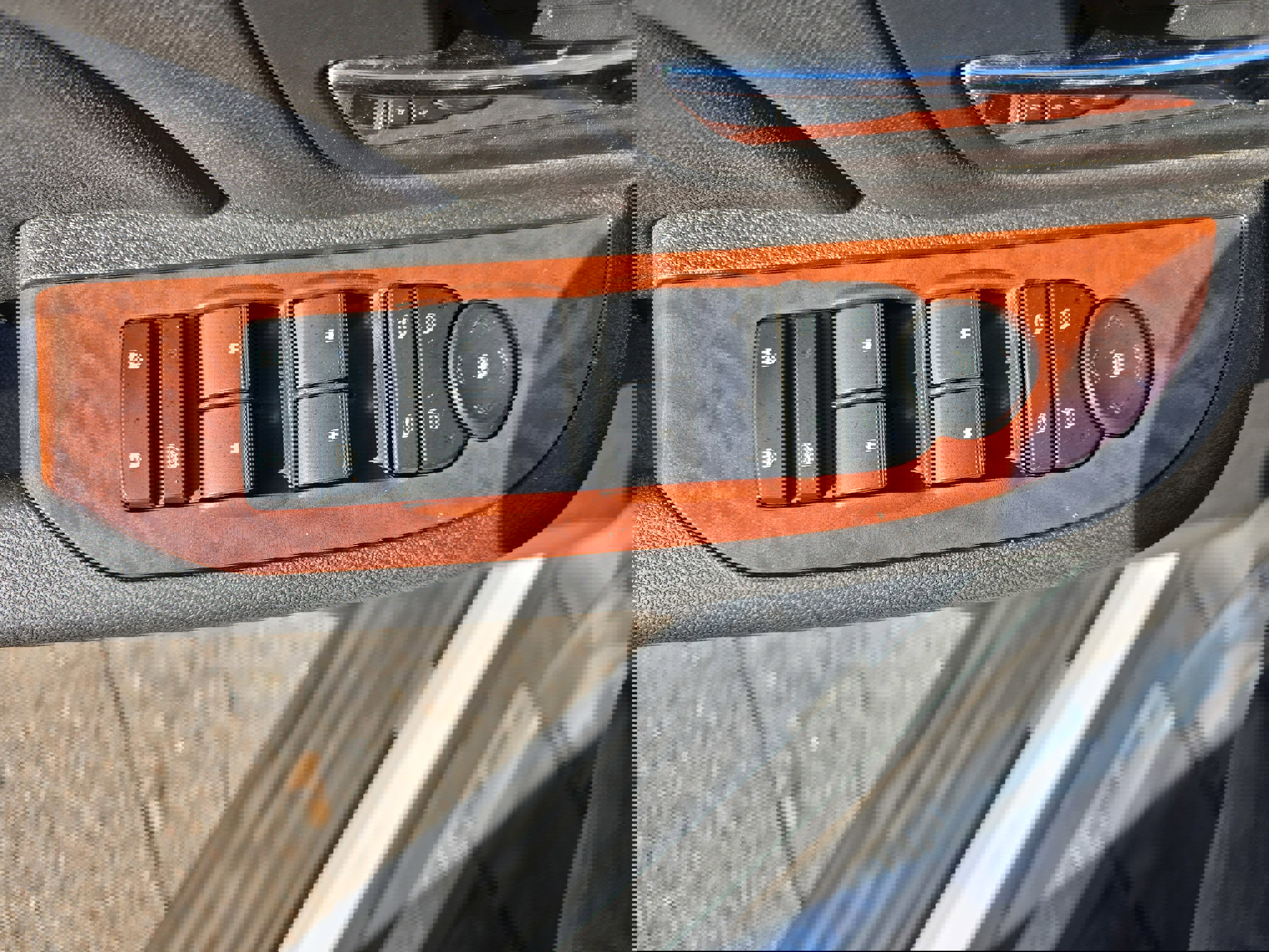 Used 2013 Chevrolet Tahoe LTZ image 30