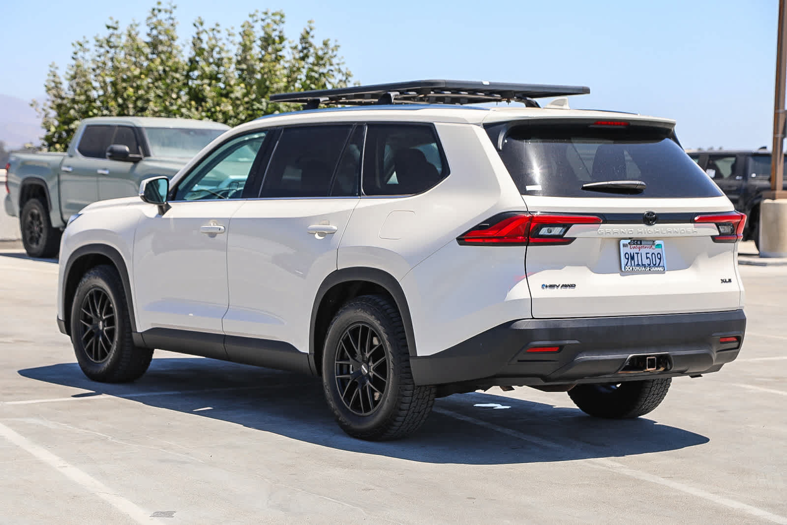 Certified 2024 Toyota Grand Highlander AWD Hybrid image 8