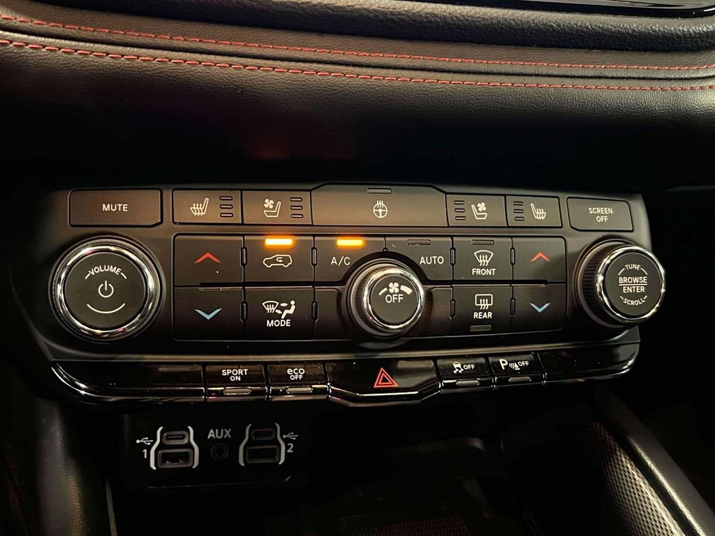 Used 2023 Dodge Durango R/T AWD/4WD image 31
