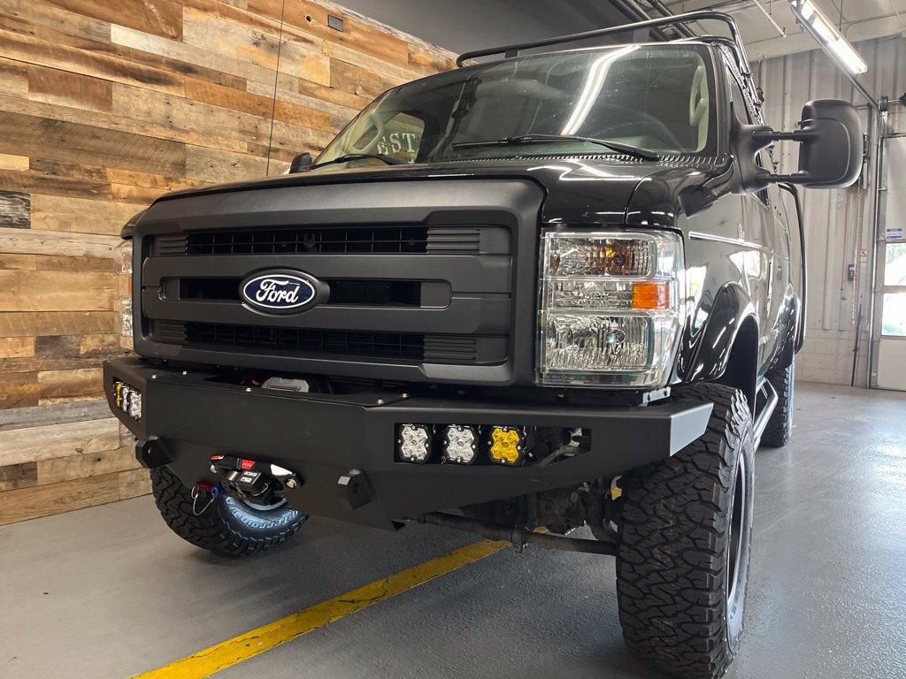 Used 2013 Ford E-350 and Econoline 350 Extended Super Duty w/ Commercial Cargo Van Pkg RWD image 8