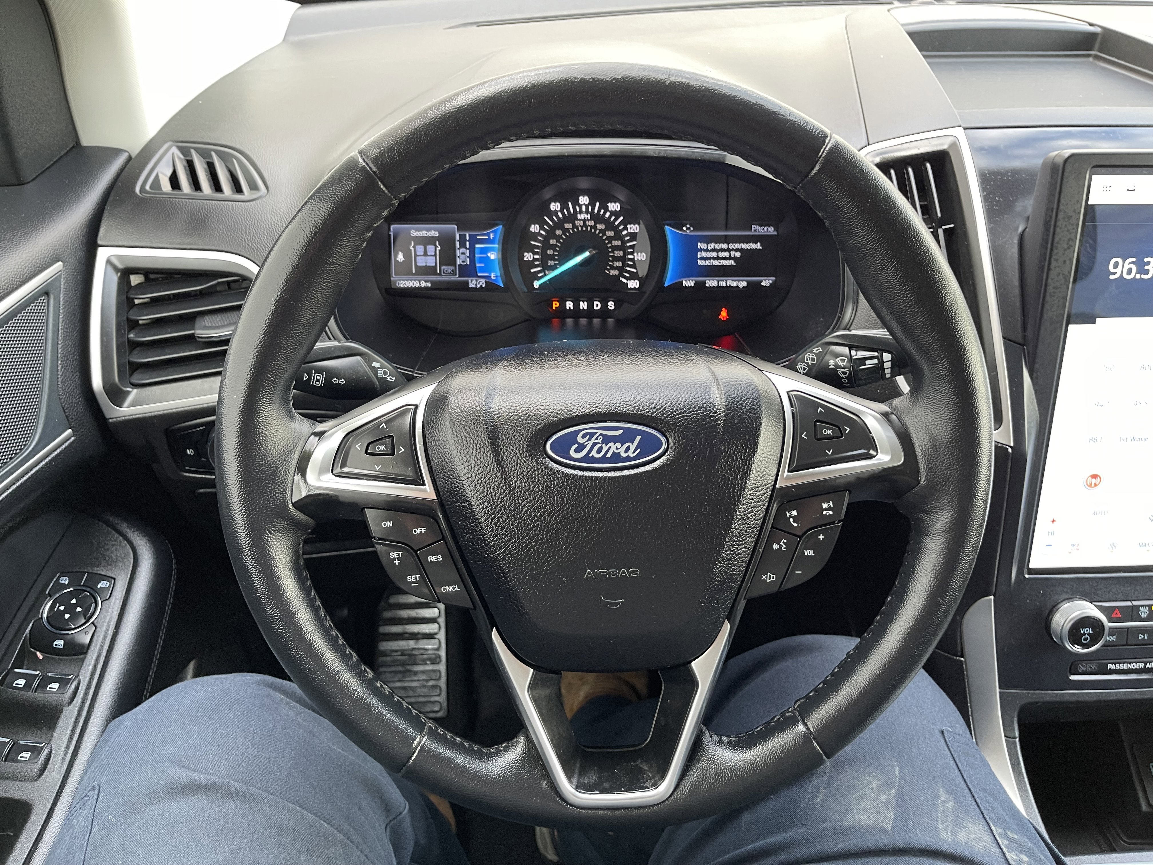 Used 2024 Ford Edge SEL w/ Convenience Package image 8