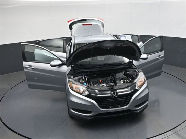 Used 2017 Honda HR-V LX image 36
