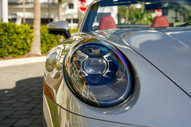Used 2021 Porsche 911 Carrera image 38