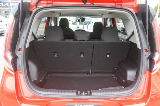 Certified 2023 Kia Soul LX w/ LX Technology Package image 26