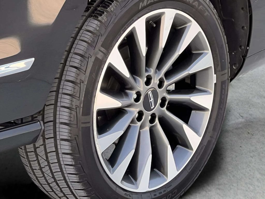 Used 2021 Lincoln Navigator L Reserve AWD/4WD image 43