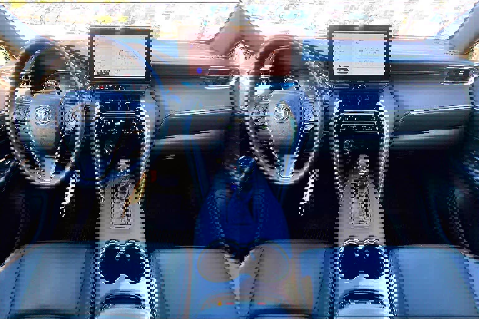 Used 2024 Toyota Venza Nightshade image 19