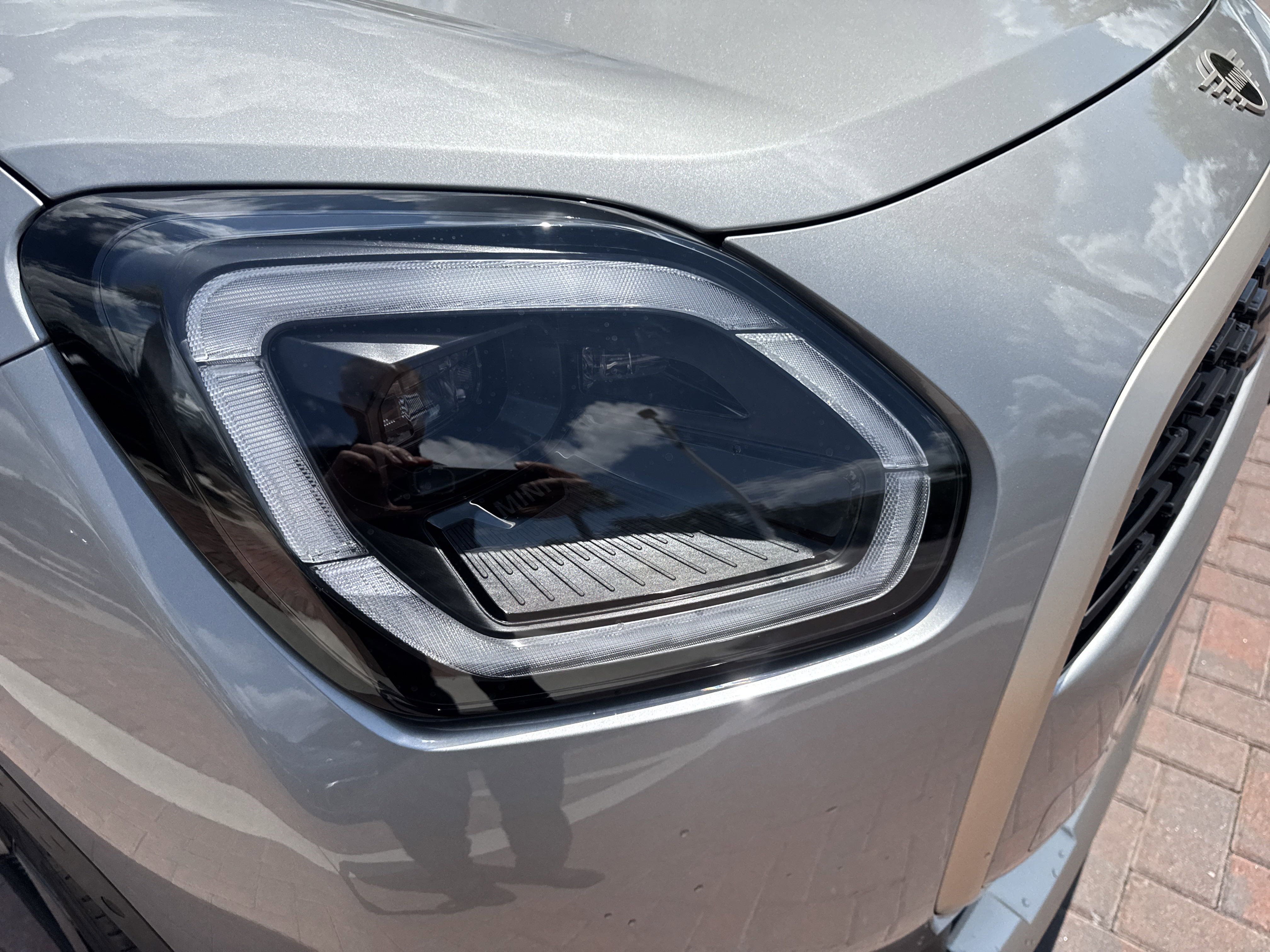 Used 2025 MINI Cooper Countryman S w/ Comfort Package Max image 11