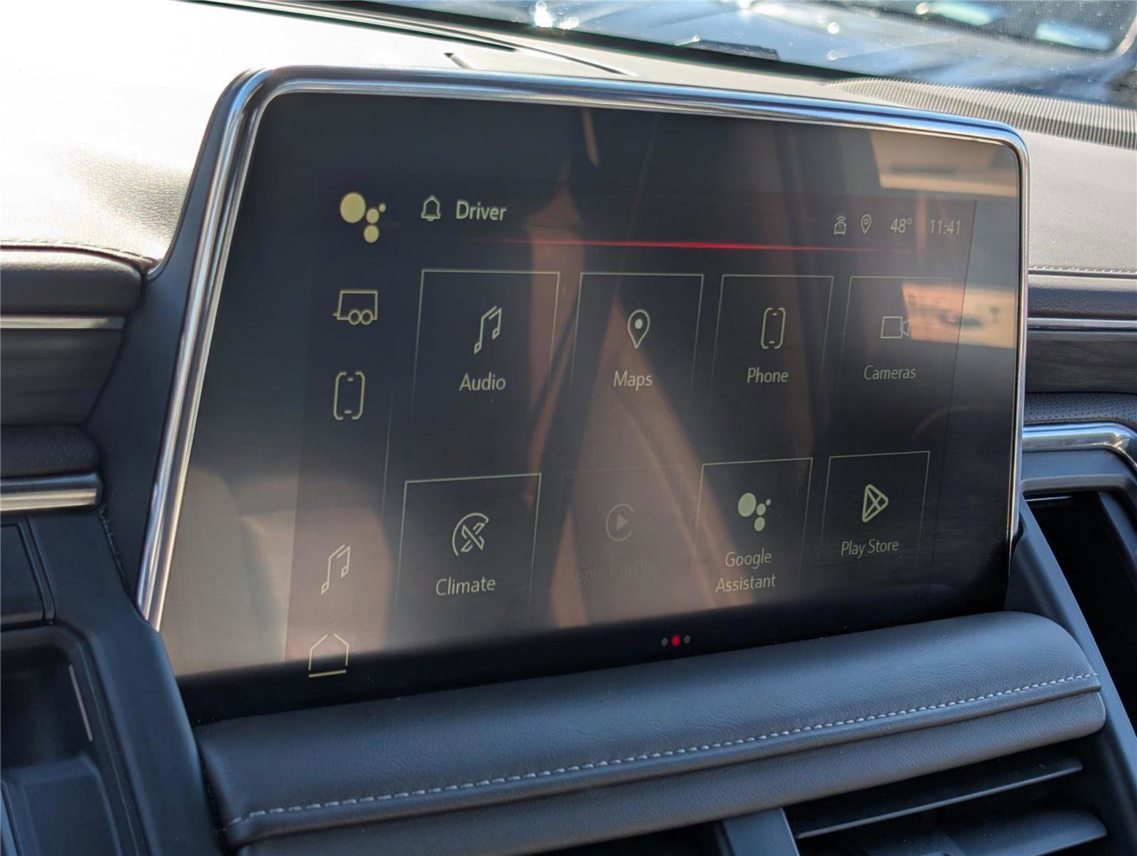 Used 2024 GMC Yukon SLT image 30