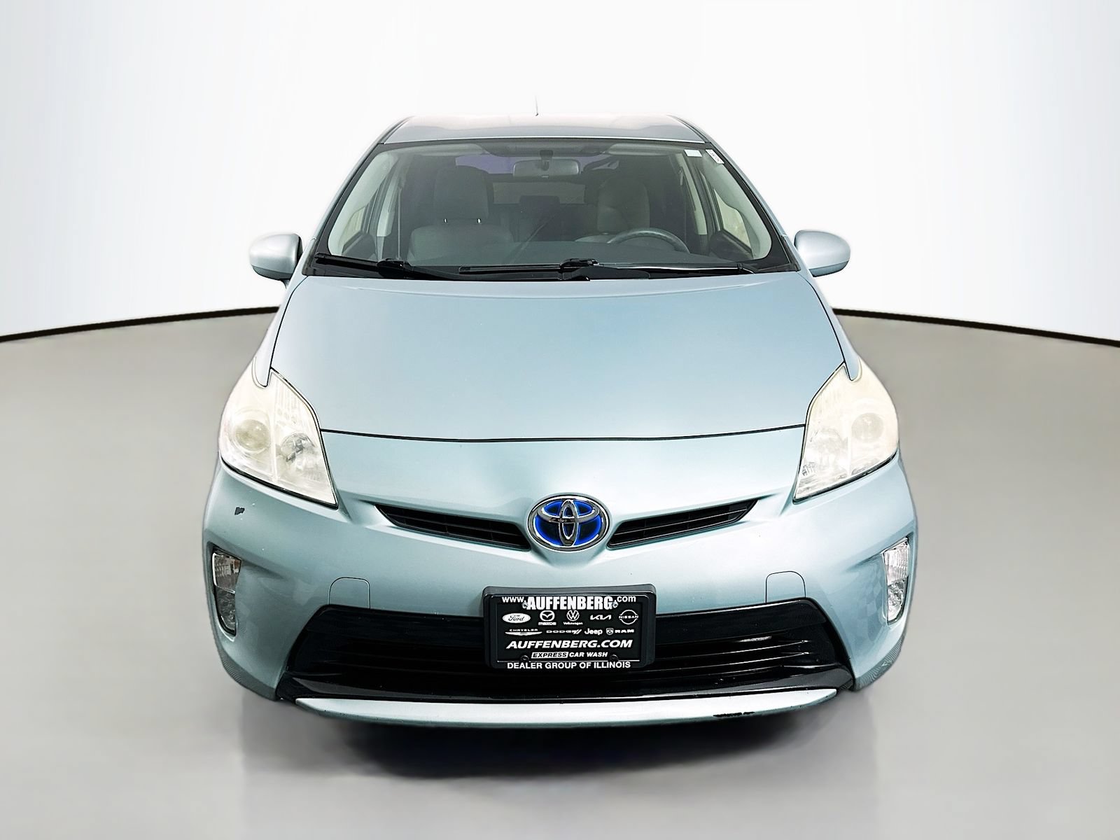 Used 2014 Toyota Prius Two FWD image 2