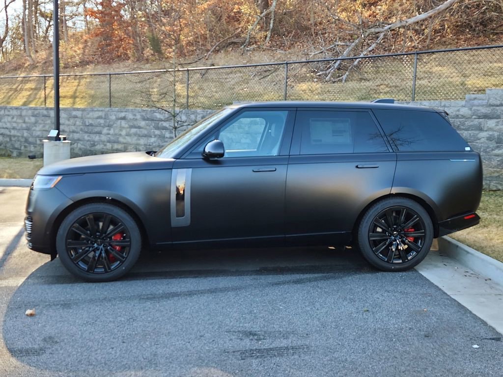 New 2026 Land Rover Range Rover SV AWD/4WD image 6