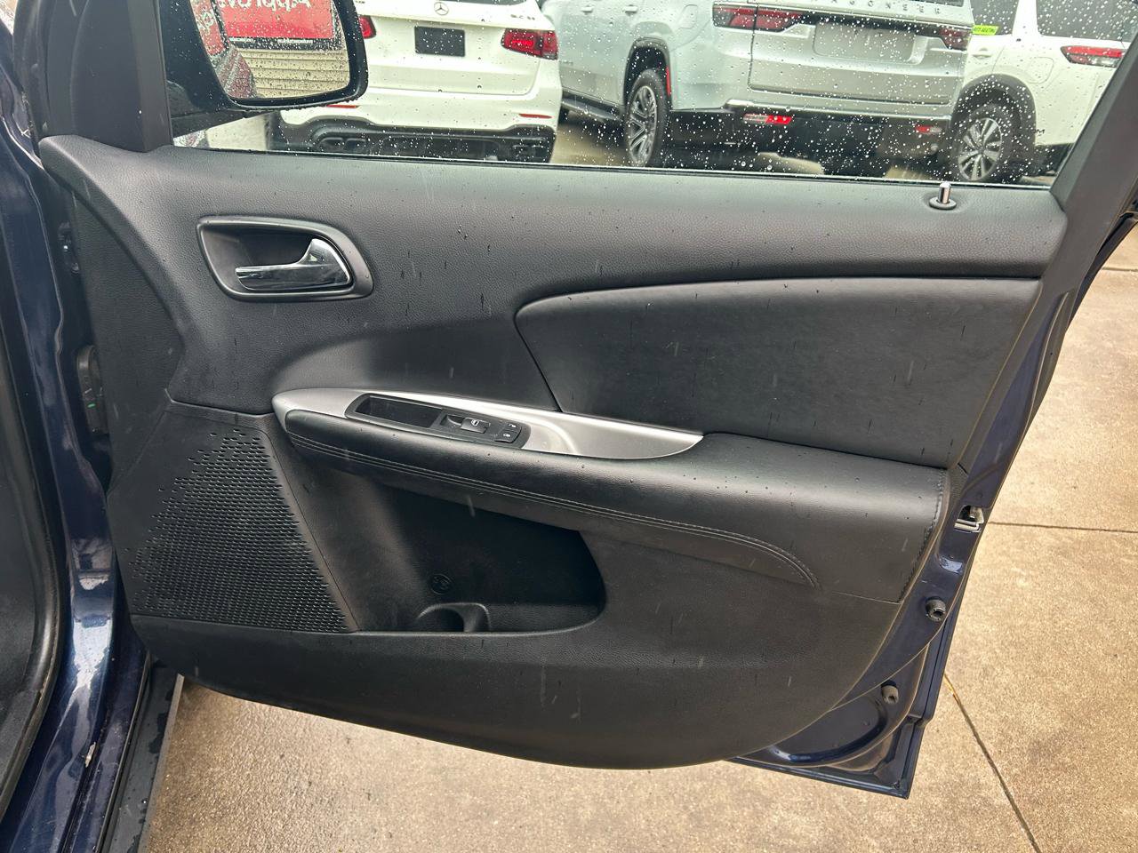 Used 2018 Dodge Journey SE image 16