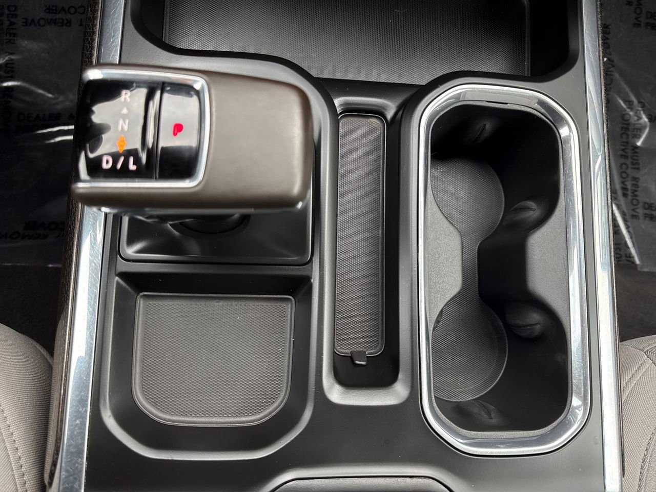 Used 2024 Chevrolet Silverado 1500 LT image 25