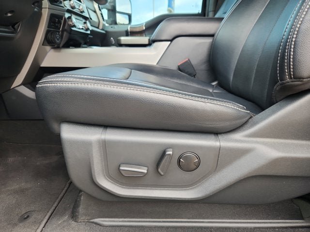 Certified 2022 Ford F250 Lariat w/ Black Appearance Package AWD/4WD image 19