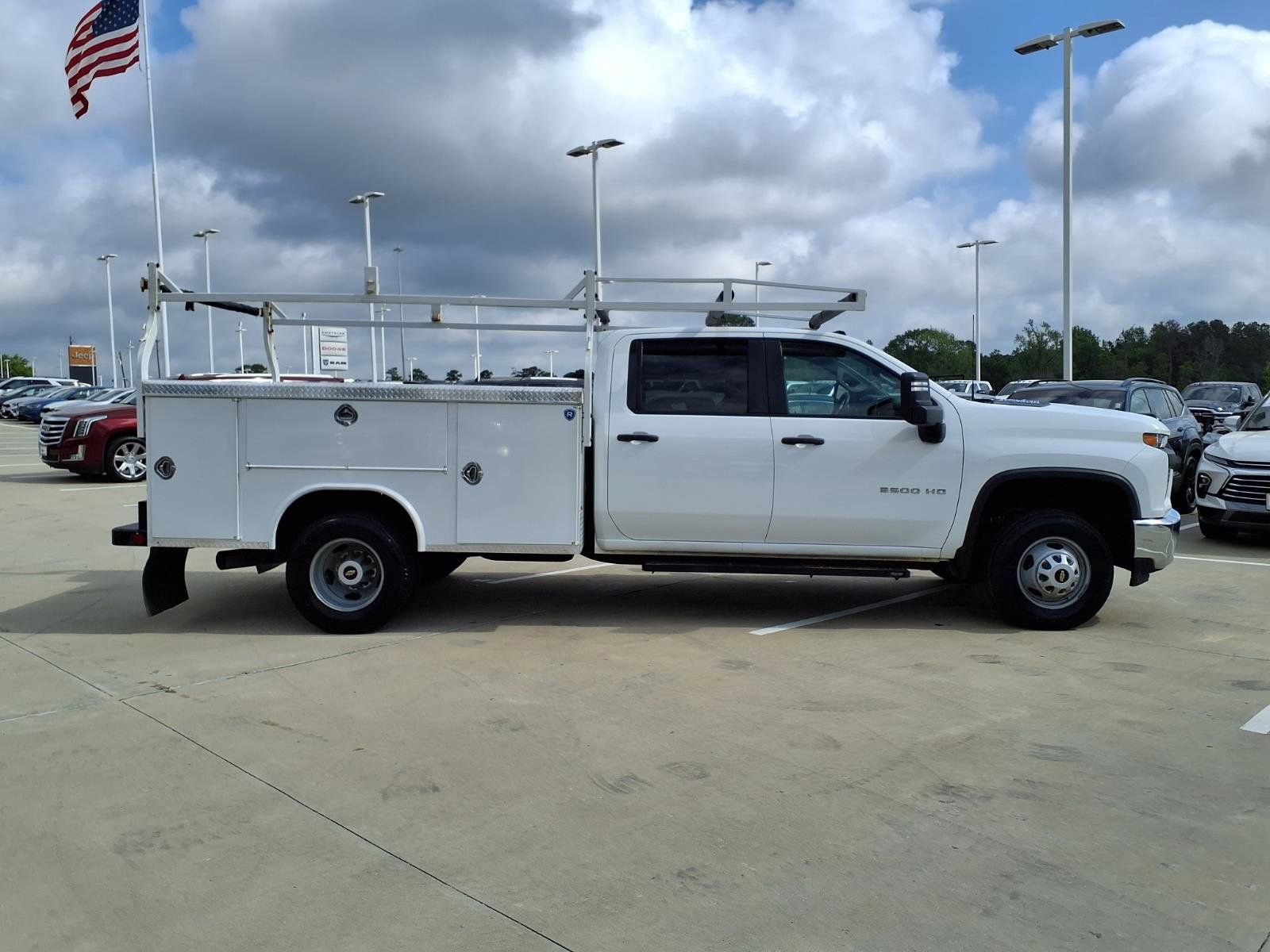 Used 2022 Chevrolet Silverado 3500 W/T w/ WT Convenience Package AWD/4WD image 5
