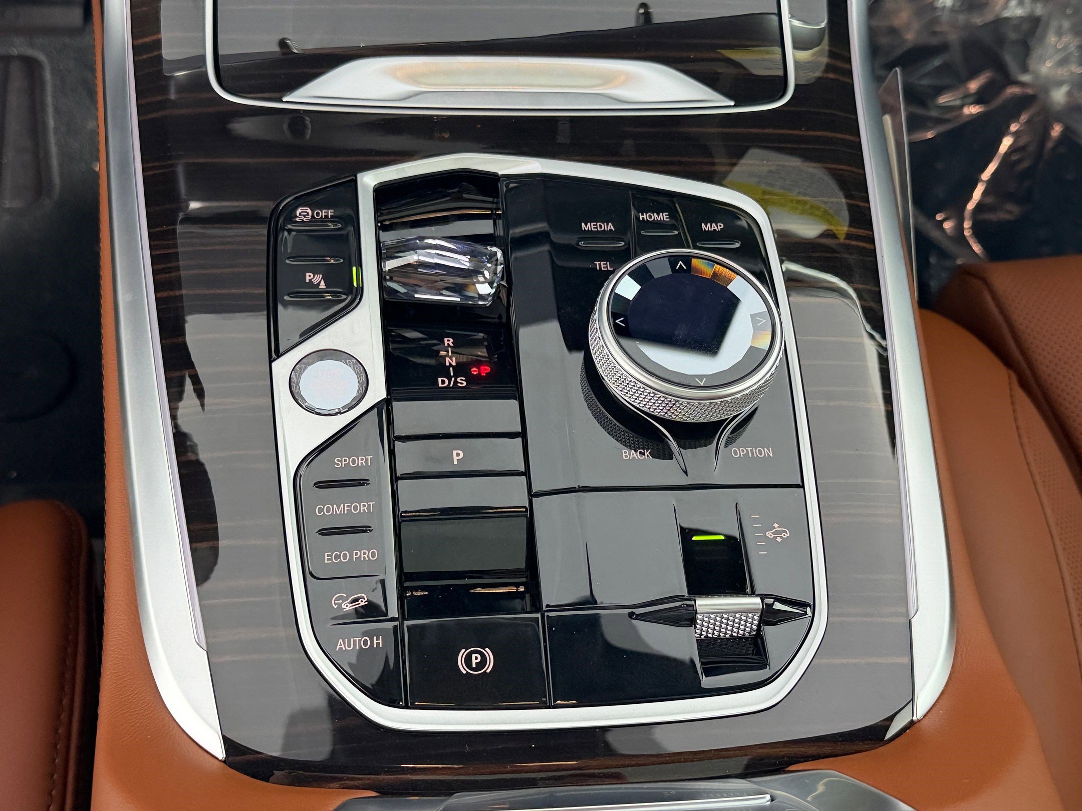 New 2026 BMW X7 xDrive40i w/ Executive Package image 16