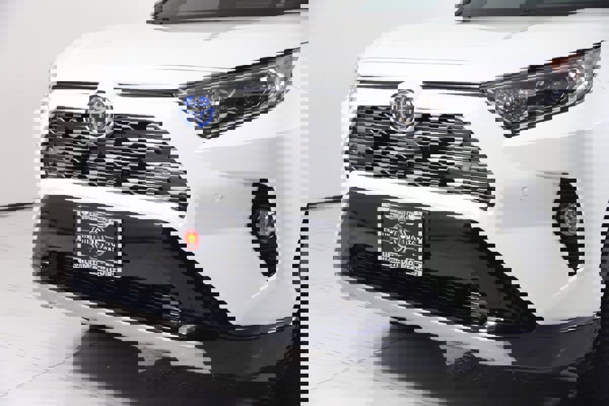 Used 2021 Toyota RAV4 XSE image 63