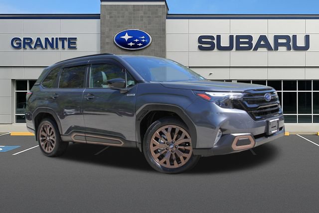 Used 2025 Subaru Forester Sport AWD/4WD image 3