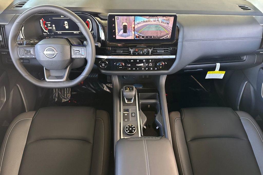 New 2026 Nissan Pathfinder SL image 10