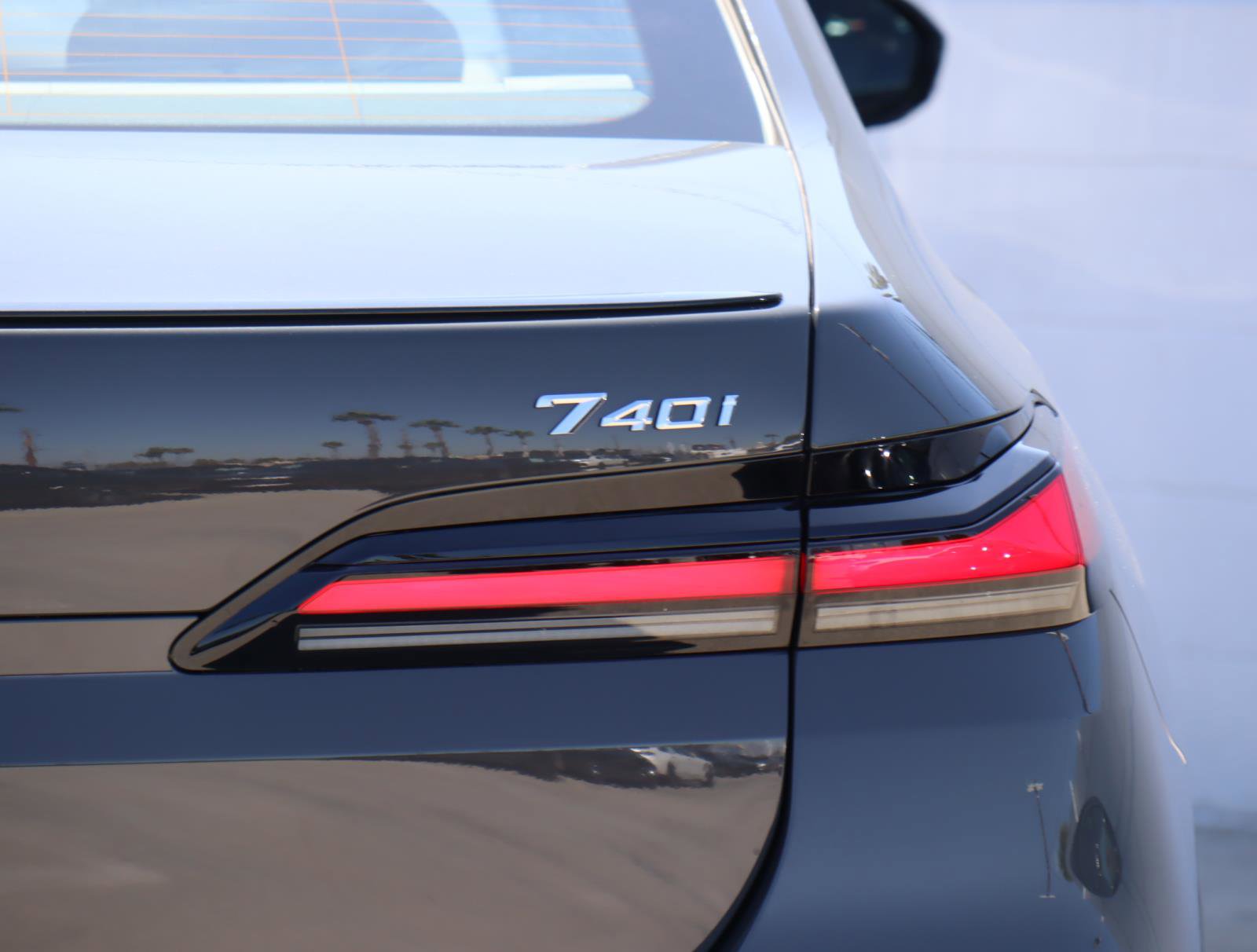 New 2026 BMW 740i w/ Premium Package image 5