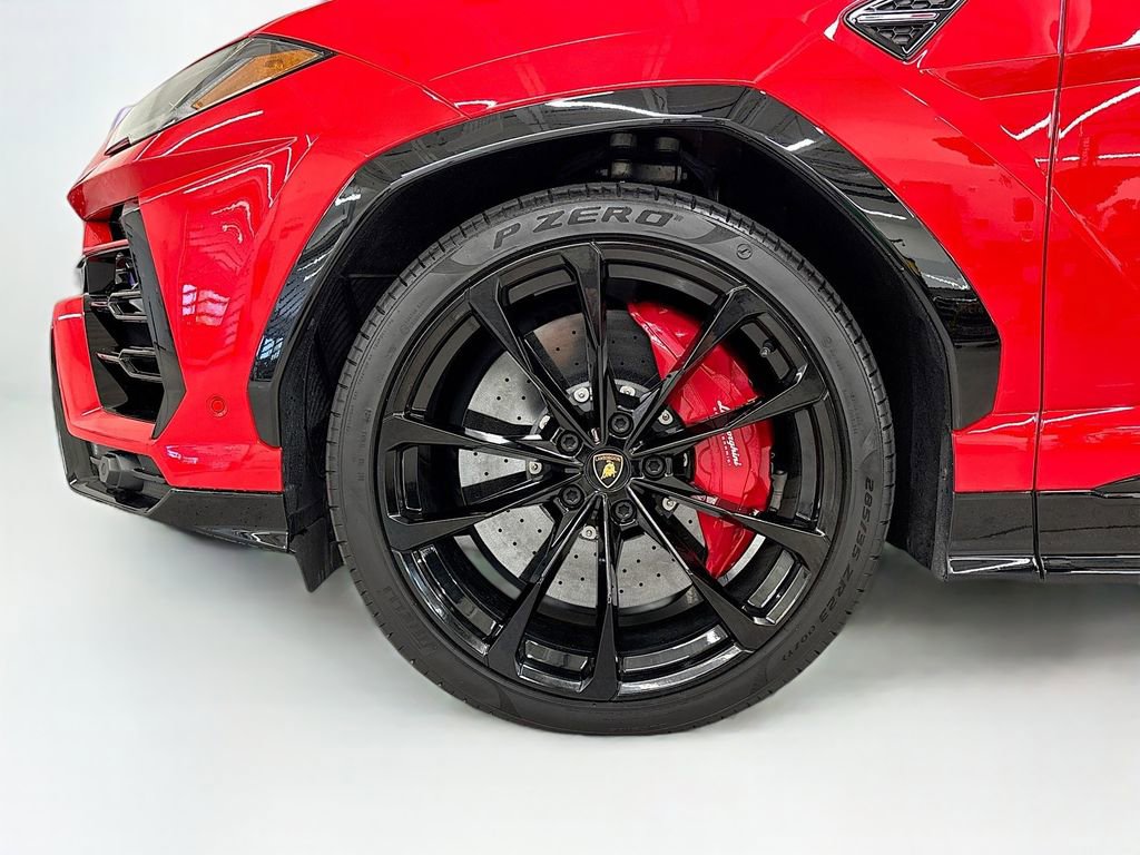 Used 2022 Lamborghini Urus image 25