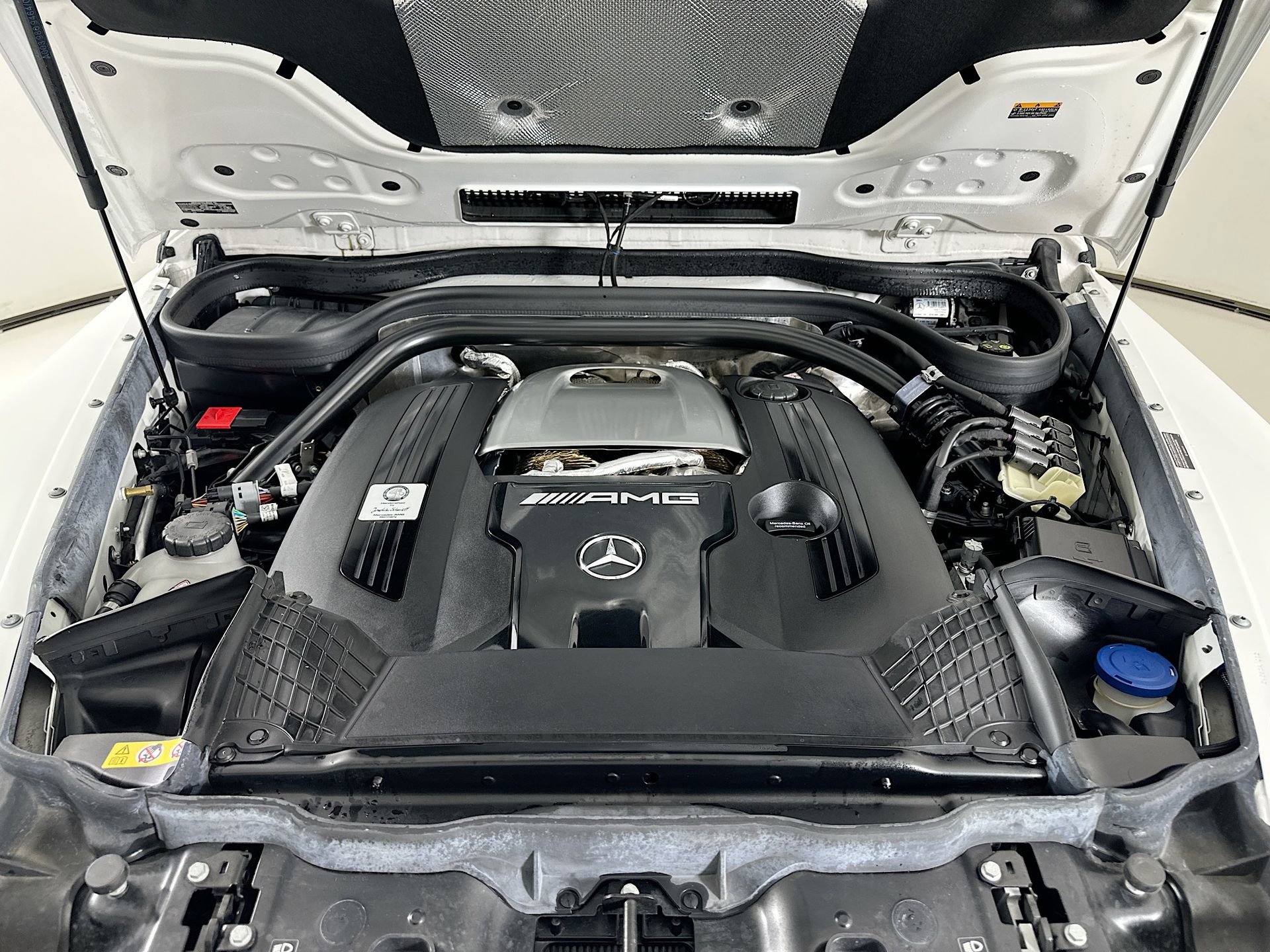 Used 2025 Mercedes-Benz G 63 AMG 4MATIC image 33