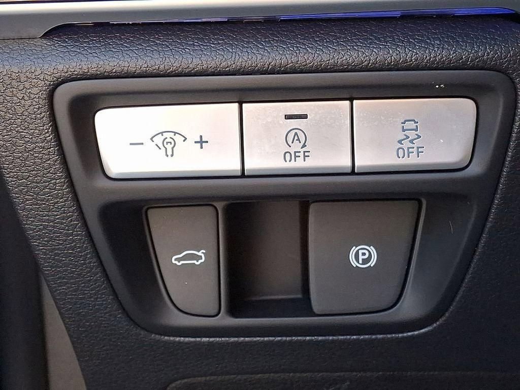 Used 2024 Genesis G80 2.5T image 25