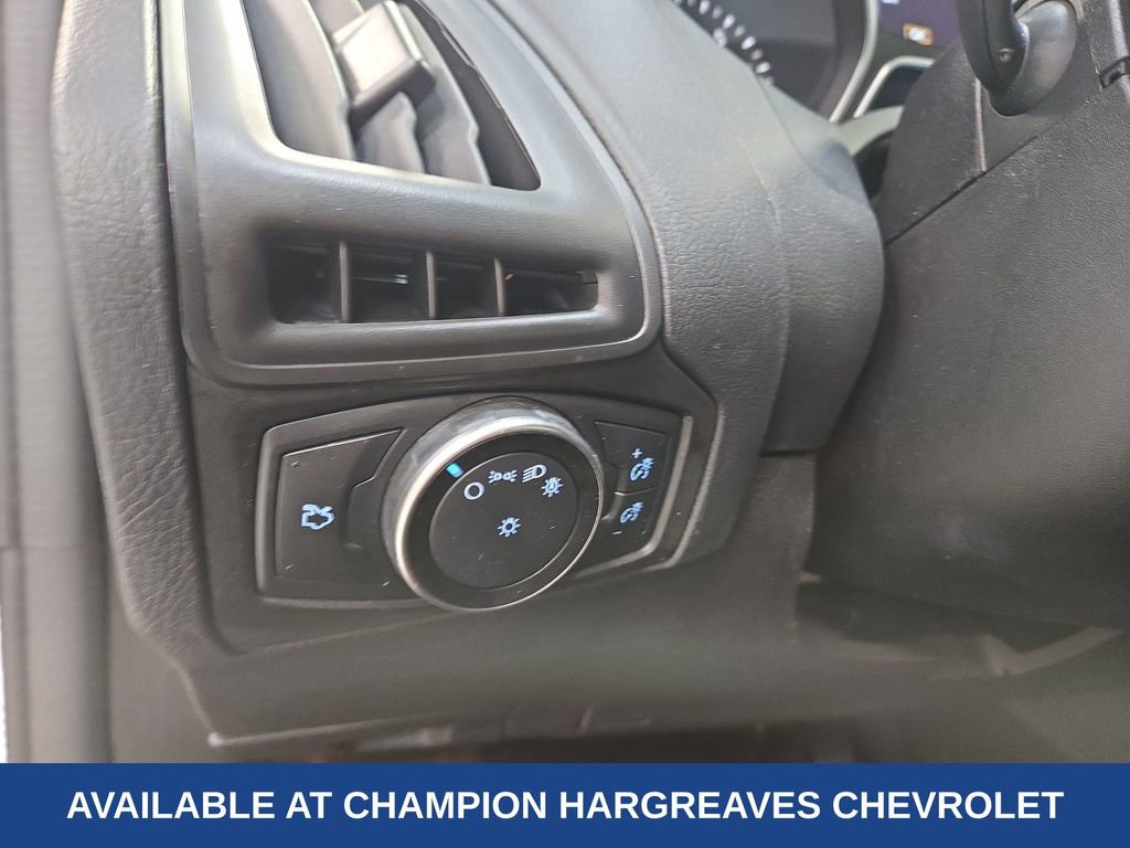 Used 2017 Ford Focus SE image 24