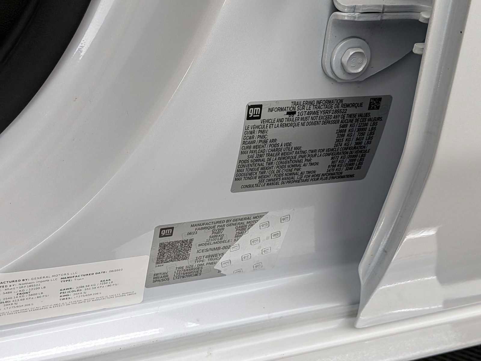 Used 2024 GMC Sierra 3500 Denali w/ Denali Reserve Package image 36