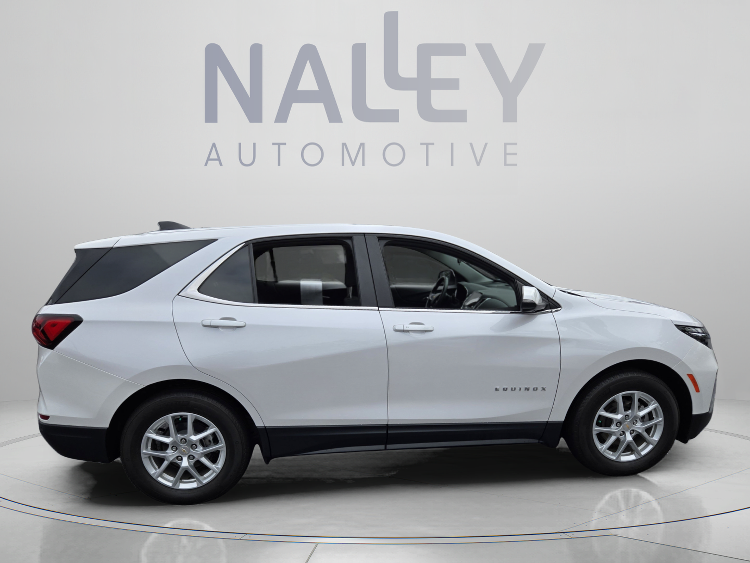 Used 2022 Chevrolet Equinox LT FWD image 5