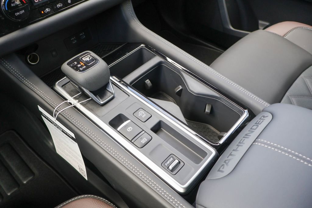 New 2026 Nissan Pathfinder Platinum image 15