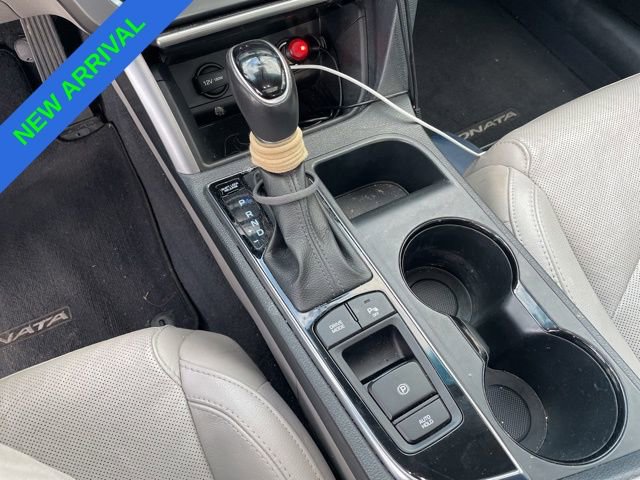 Used 2017 Hyundai Sonata Limited w/ Tech Package 03 image 16