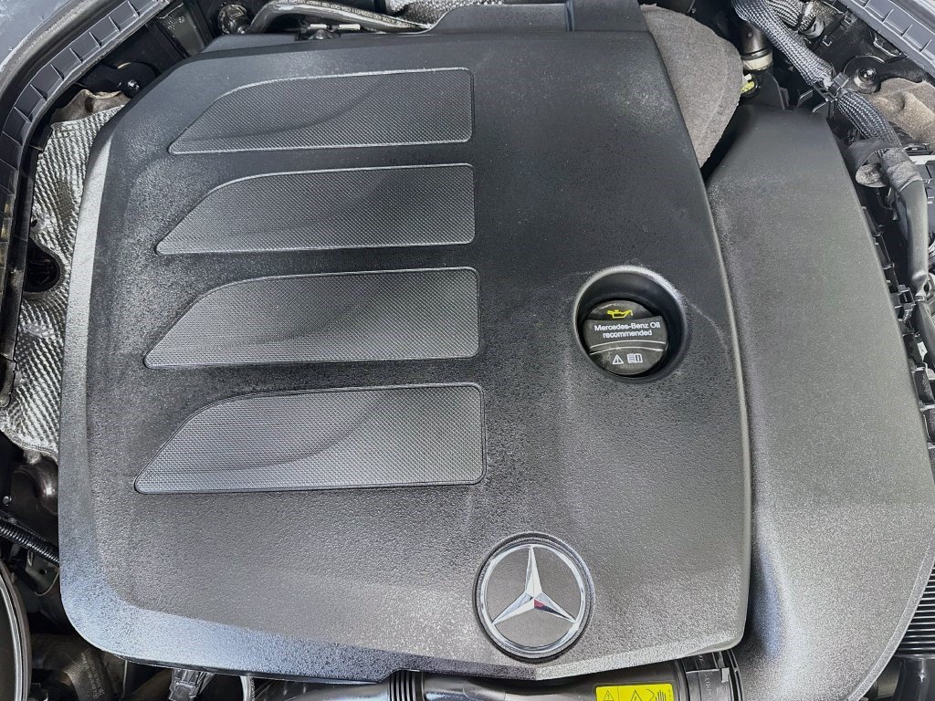 Used 2023 Mercedes-Benz C 300 4MATIC Cabriolet w/ Parking Assistance Package image 35