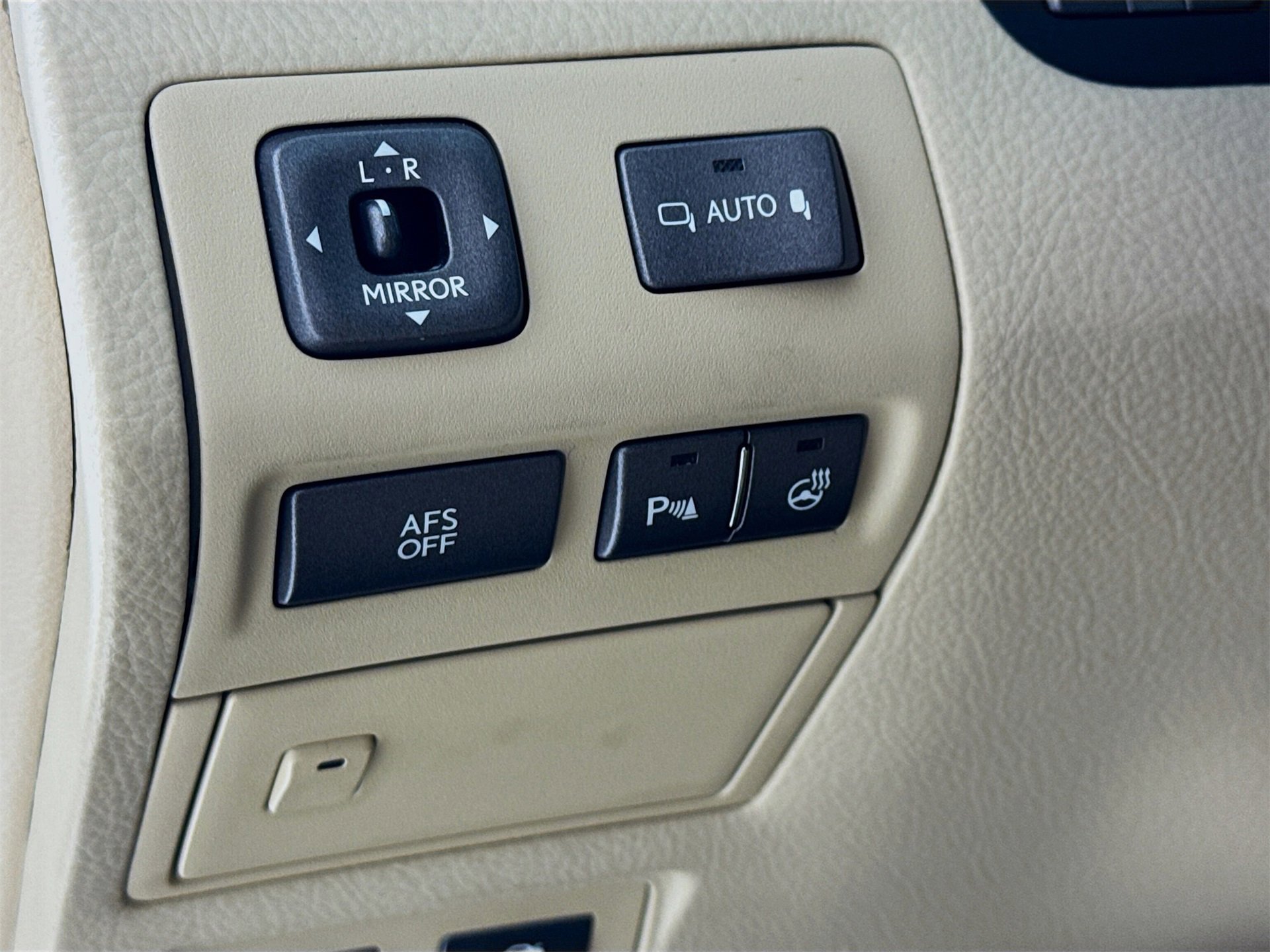 Used 2007 Lexus LS 460 image 11