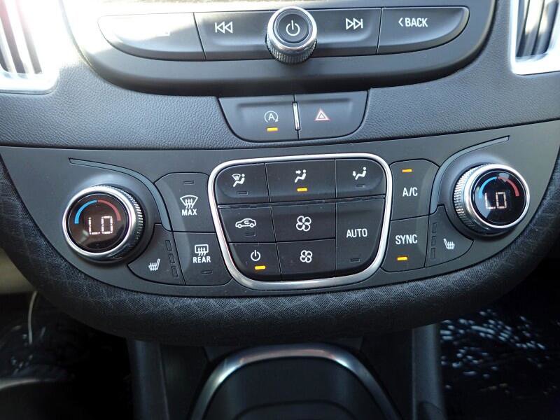 Used 2020 Chevrolet Malibu LT image 19