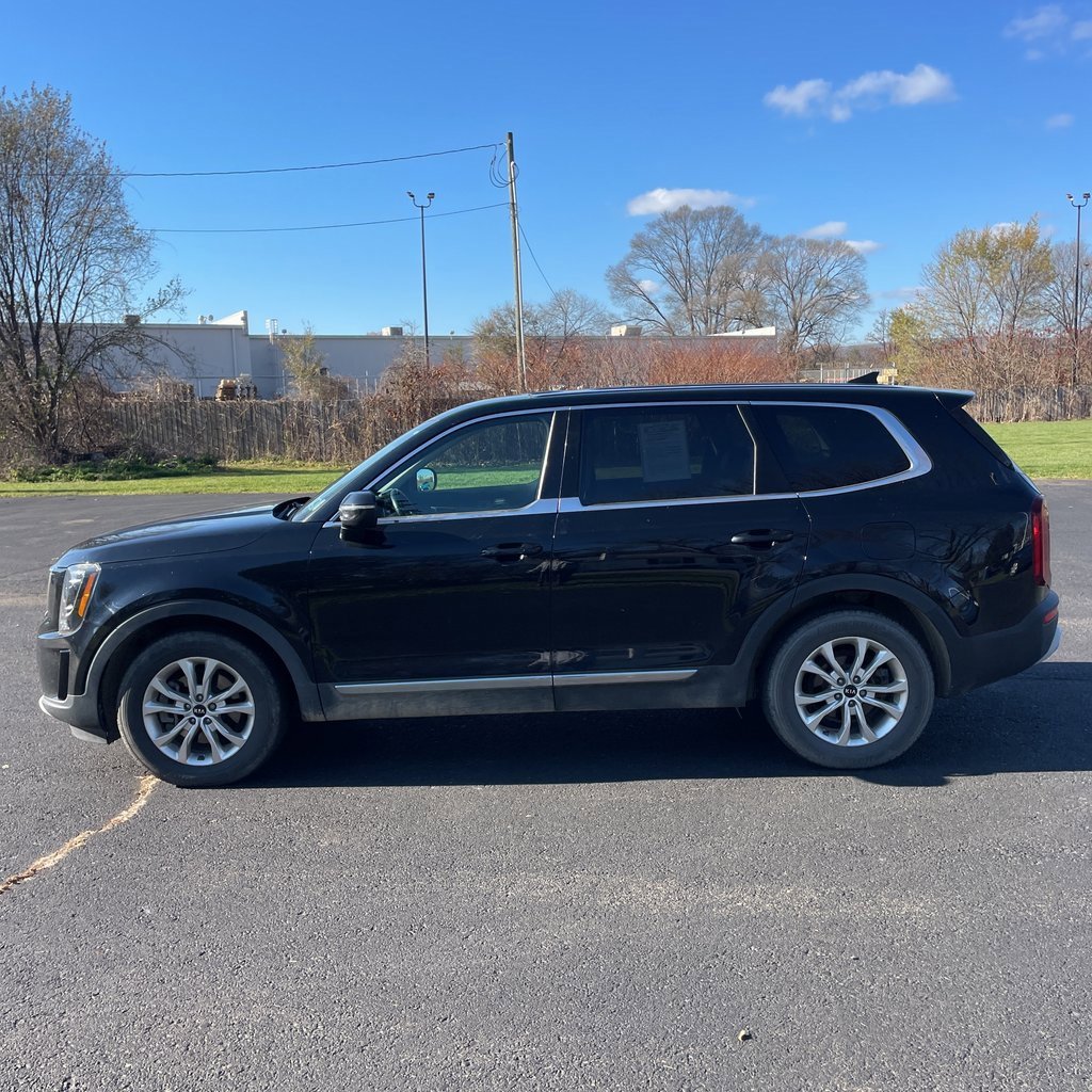 Used 2020 Kia Telluride LX image 2