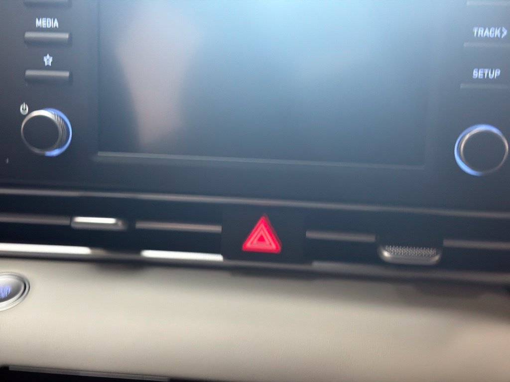 New 2026 Hyundai Elantra SEL Sport FWD image 14