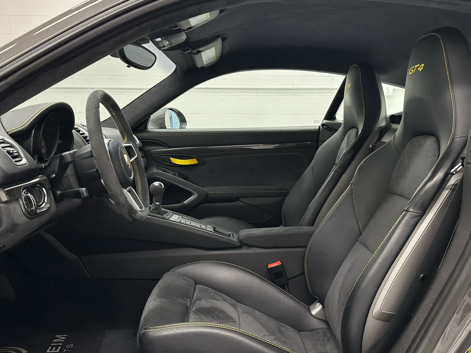 Used 2016 Porsche Cayman GT4 RWD image 10