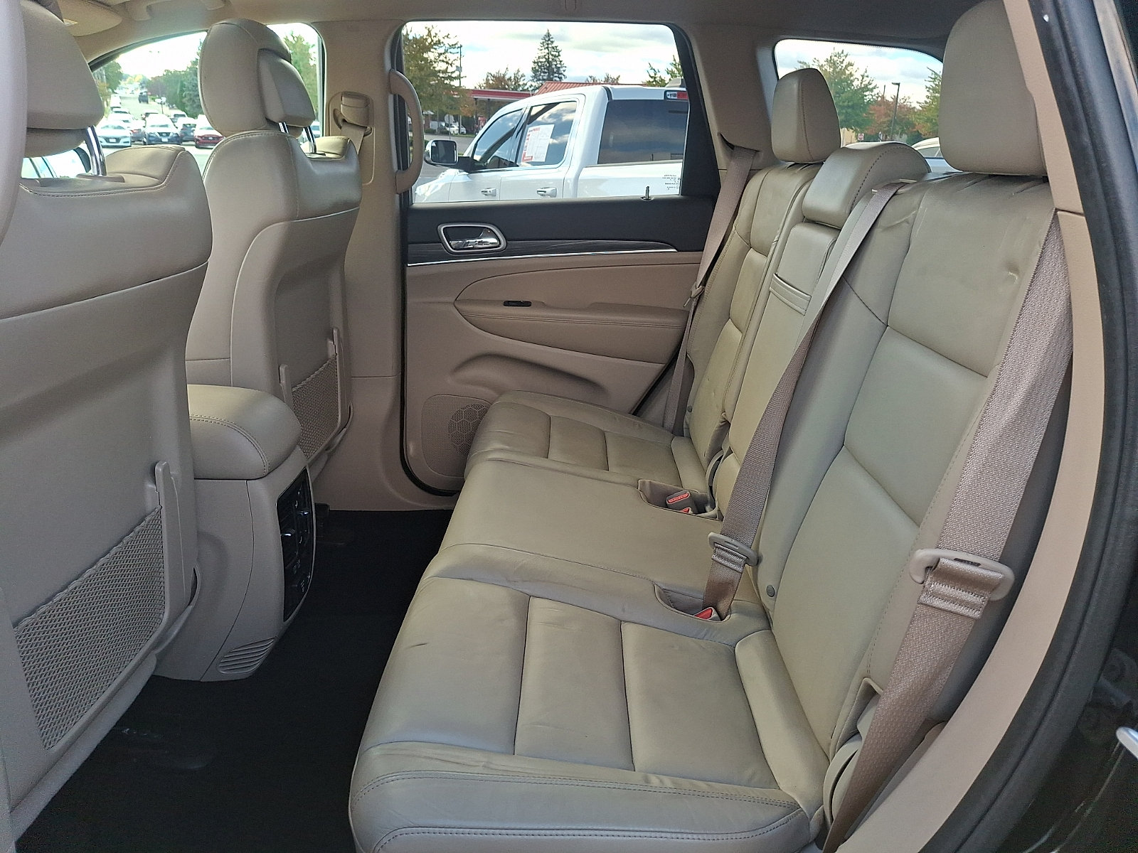 Used 2021 Jeep Grand Cherokee Limited AWD/4WD image 10