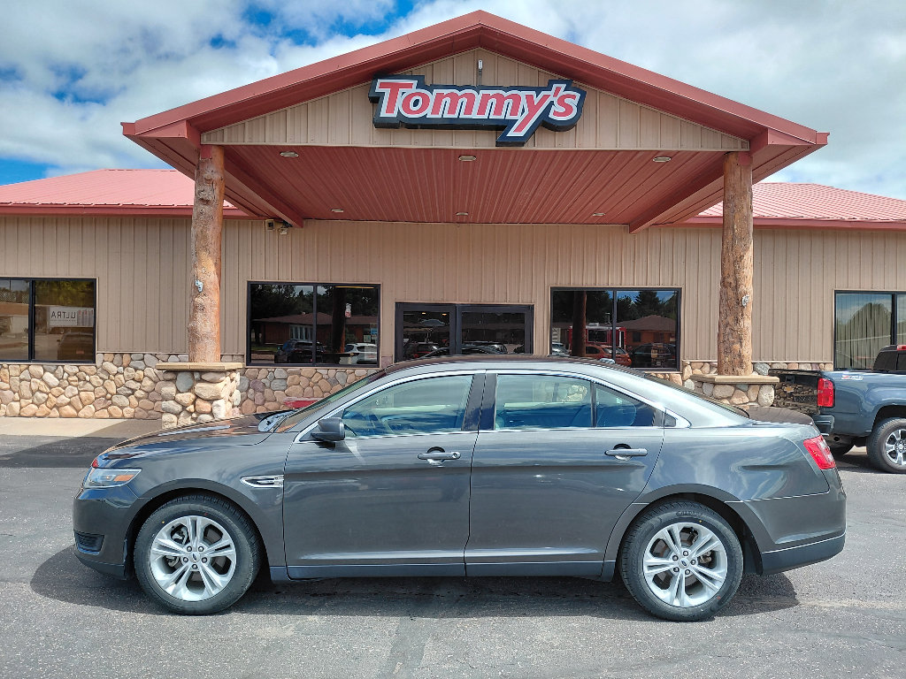 Used 2018 Ford Taurus SE