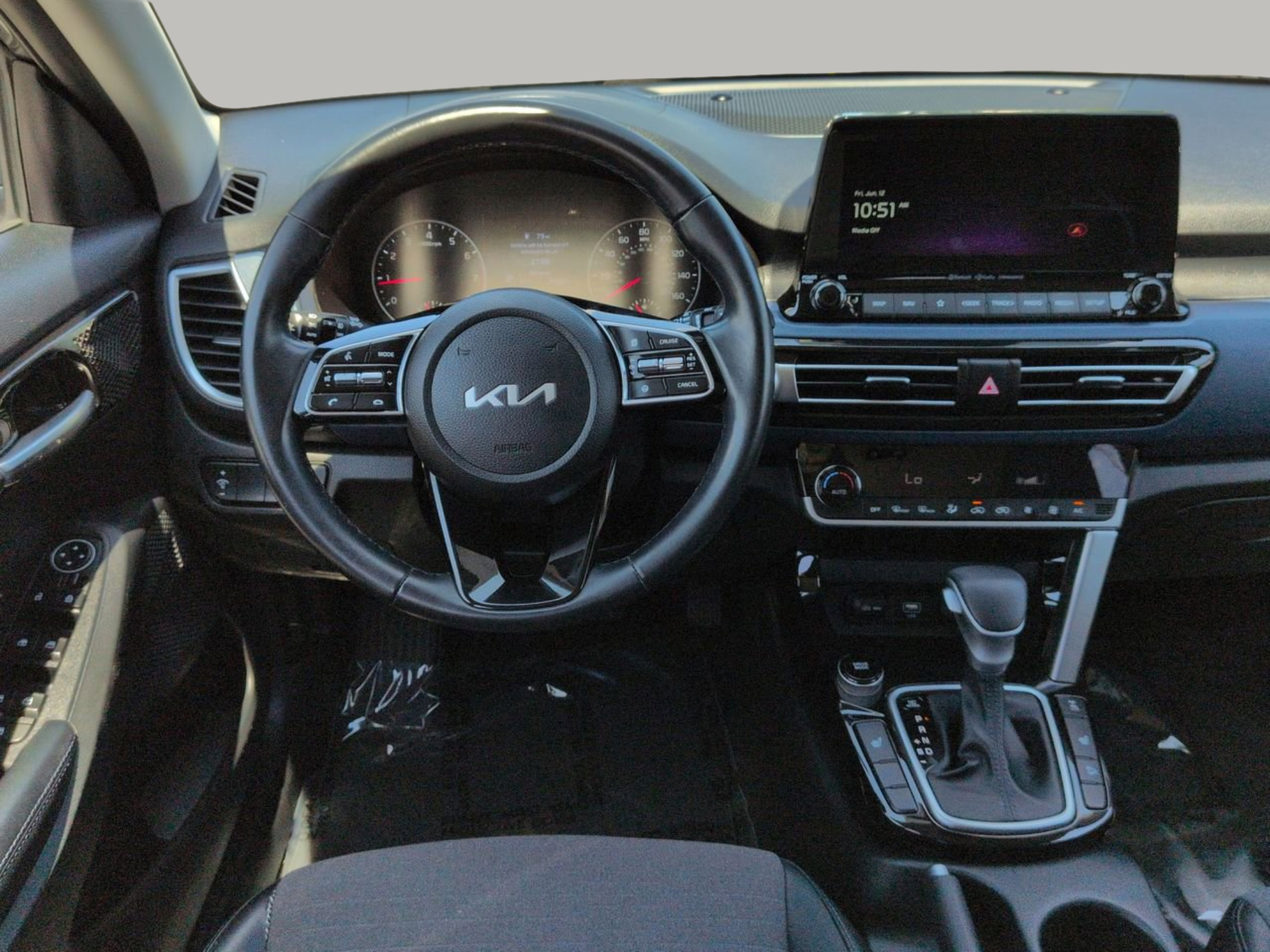 Certified 2023 Kia Seltos S w/ Navigation Package AWD/4WD image 19